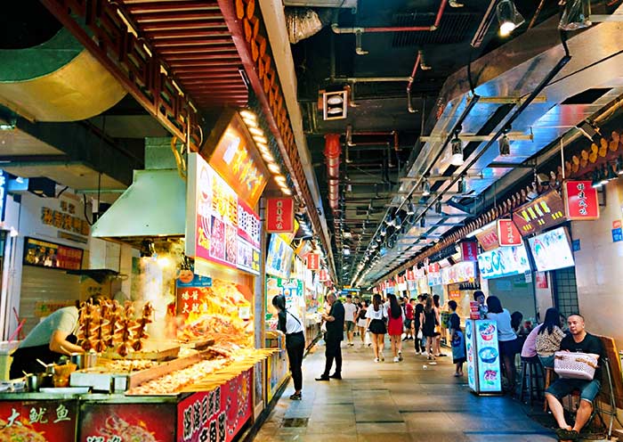 Shenzhen Dongmen Night Market